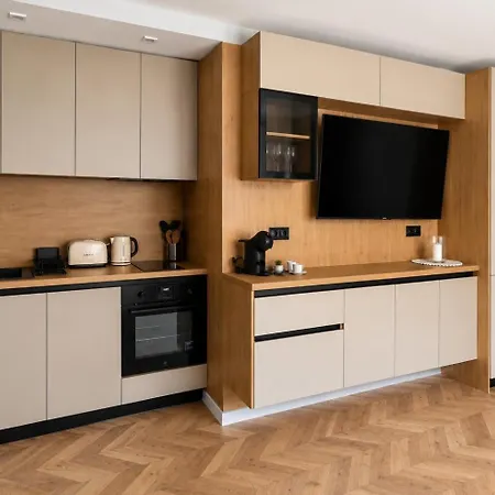 アパート Modern & Stylish 1bd Retreat With Balcony By Flat Manаger プロヴディフ