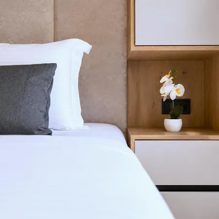 Modern & Stylish 1bd Retreat With Balcony By Flat Manаger Lejlighed