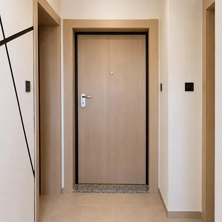 Lejlighed Modern & Stylish 1bd Retreat With Balcony By Flat Manаger Plovdiv